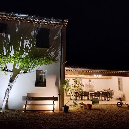 Le Mas Josephine Saint-Rémy-de-Provence Kültér fotó